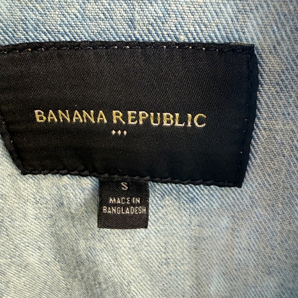Banana Republic Light Blue Denim Jacket - Picture 5 of 5
